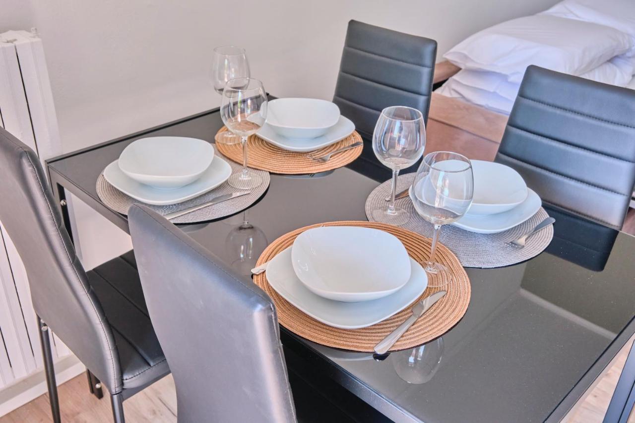 Апартаменты Monza-Centro Modern Flat Near Train Station Экстерьер фото