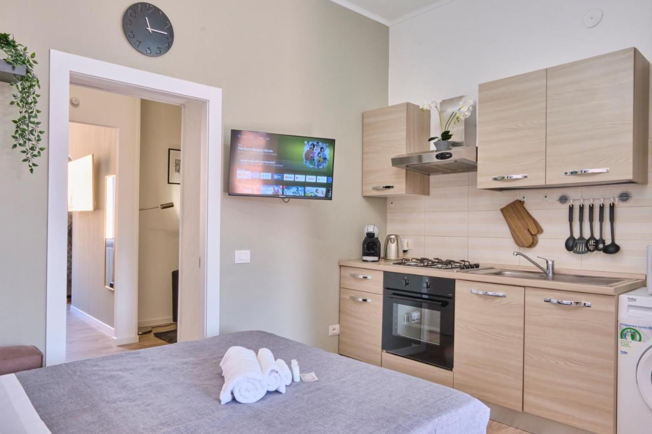 Апартаменты Monza-Centro Modern Flat Near Train Station Экстерьер фото
